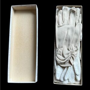 Bundle of Vintage Gloves